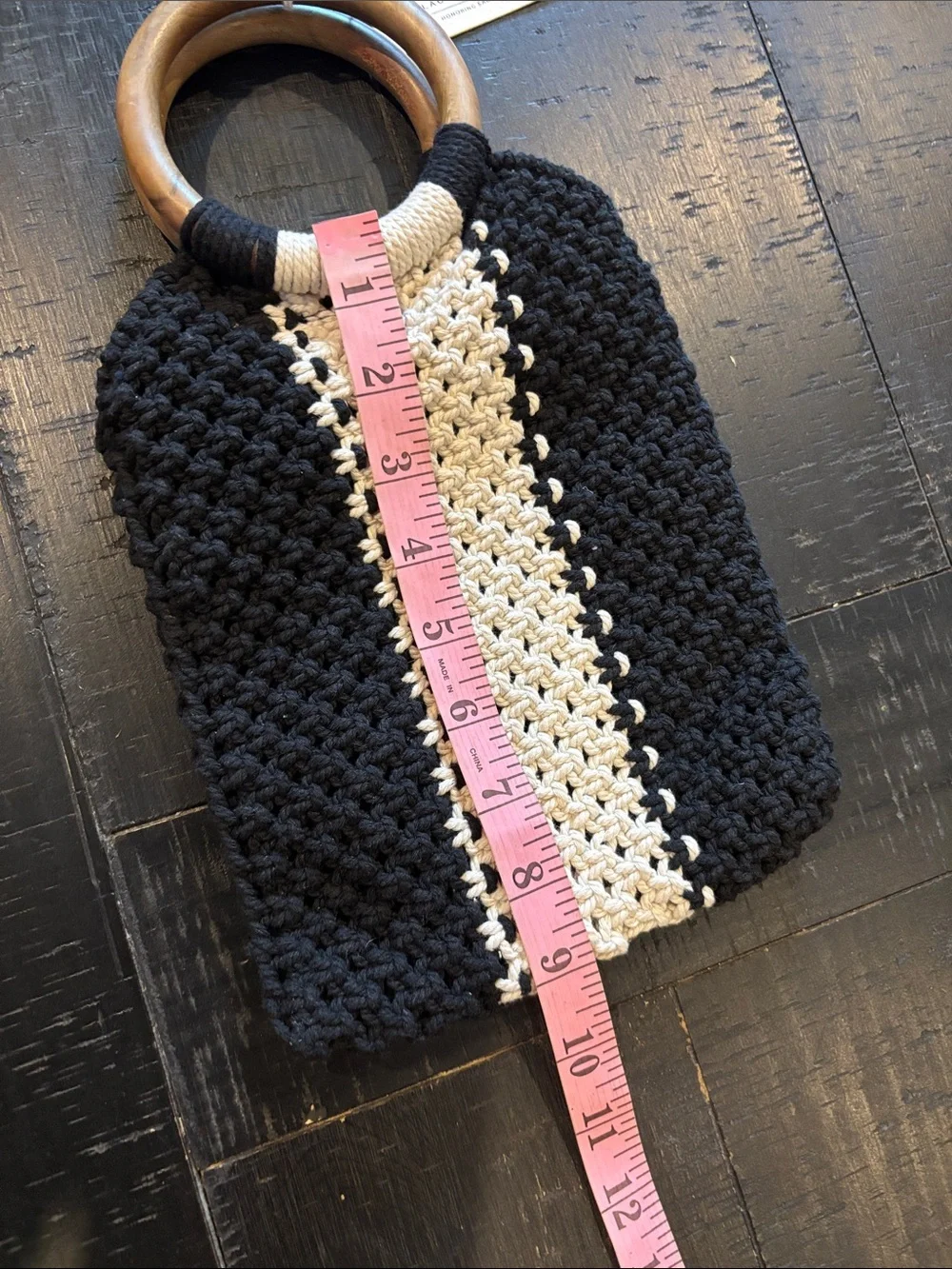 NWT Curateaur Laude the Label Boho Black & Cream Crochet Handbag Wooden Handles